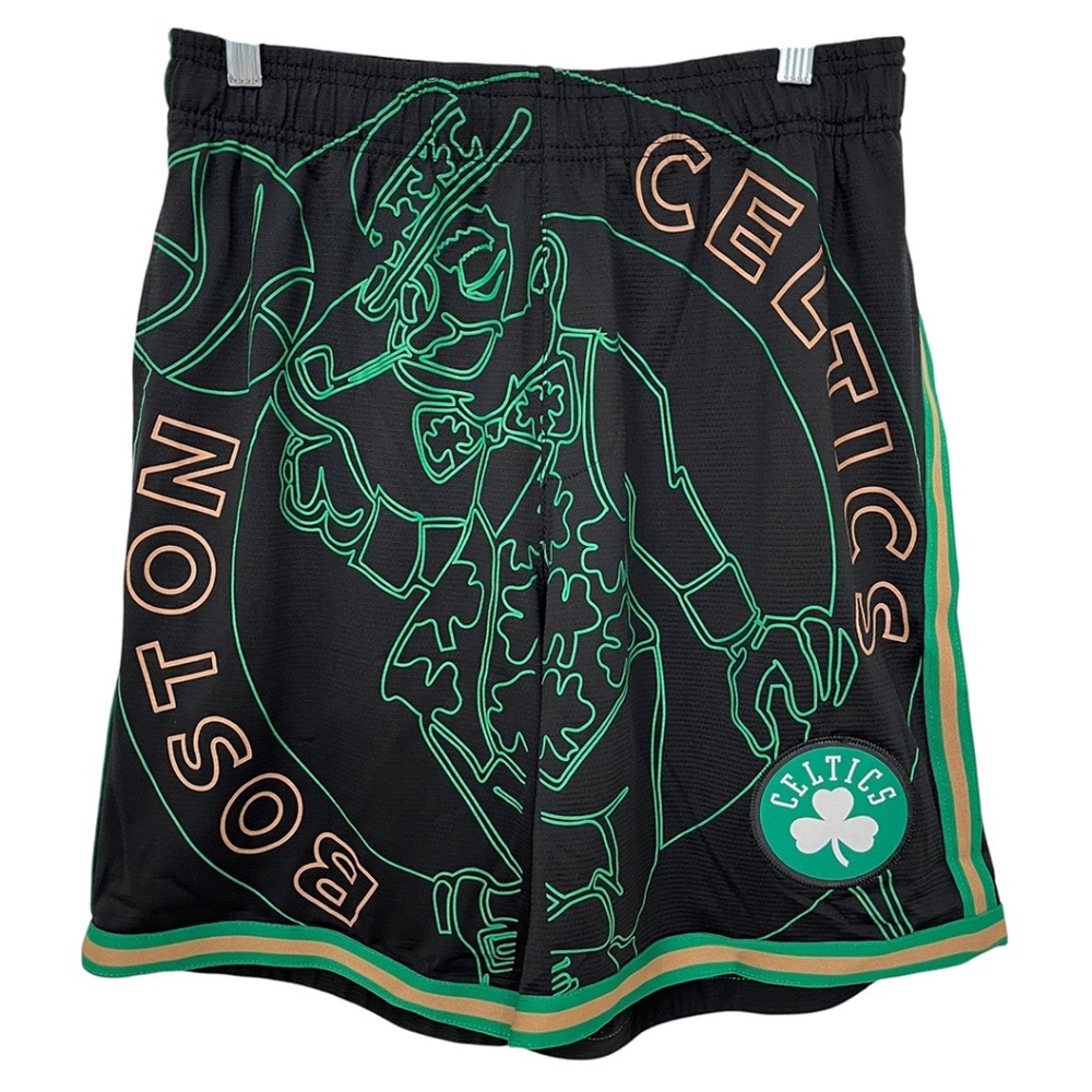 Boston Celtics Lucky the Leprechaun Line Graphic Basketball Shorts Men’s Medium
